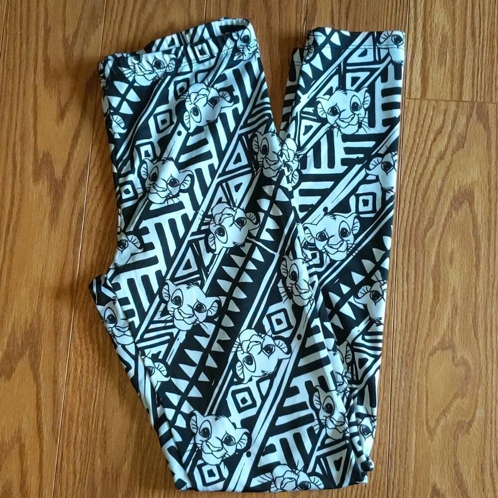 Disney Simba Lion King leggings Sz M NWOT
